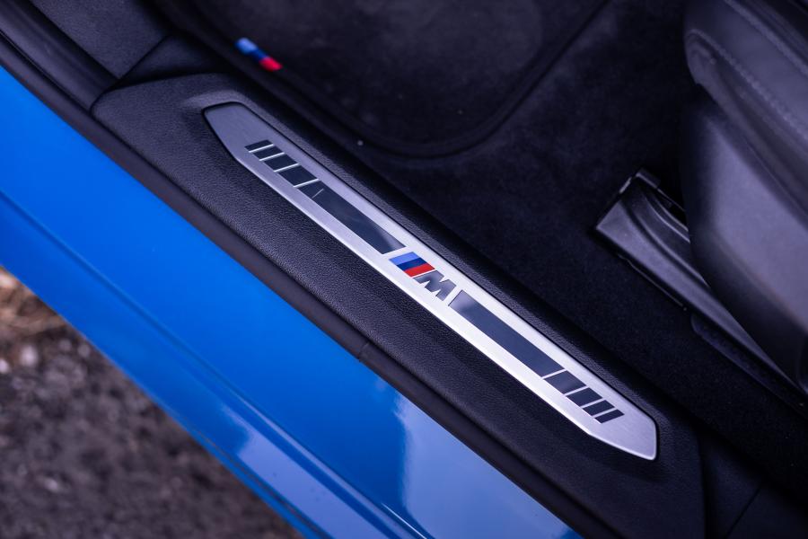 Детали интерьера BMW 120d M Sport xDrive (F40) 2019 года  (WW) (фото 28 из 40)